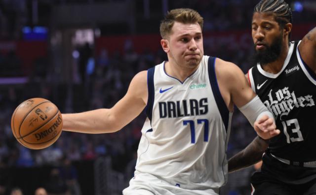 世界杯直播软件官网下载安装-创造球队八成进攻机会 东契奇沉船领军抢占天王山